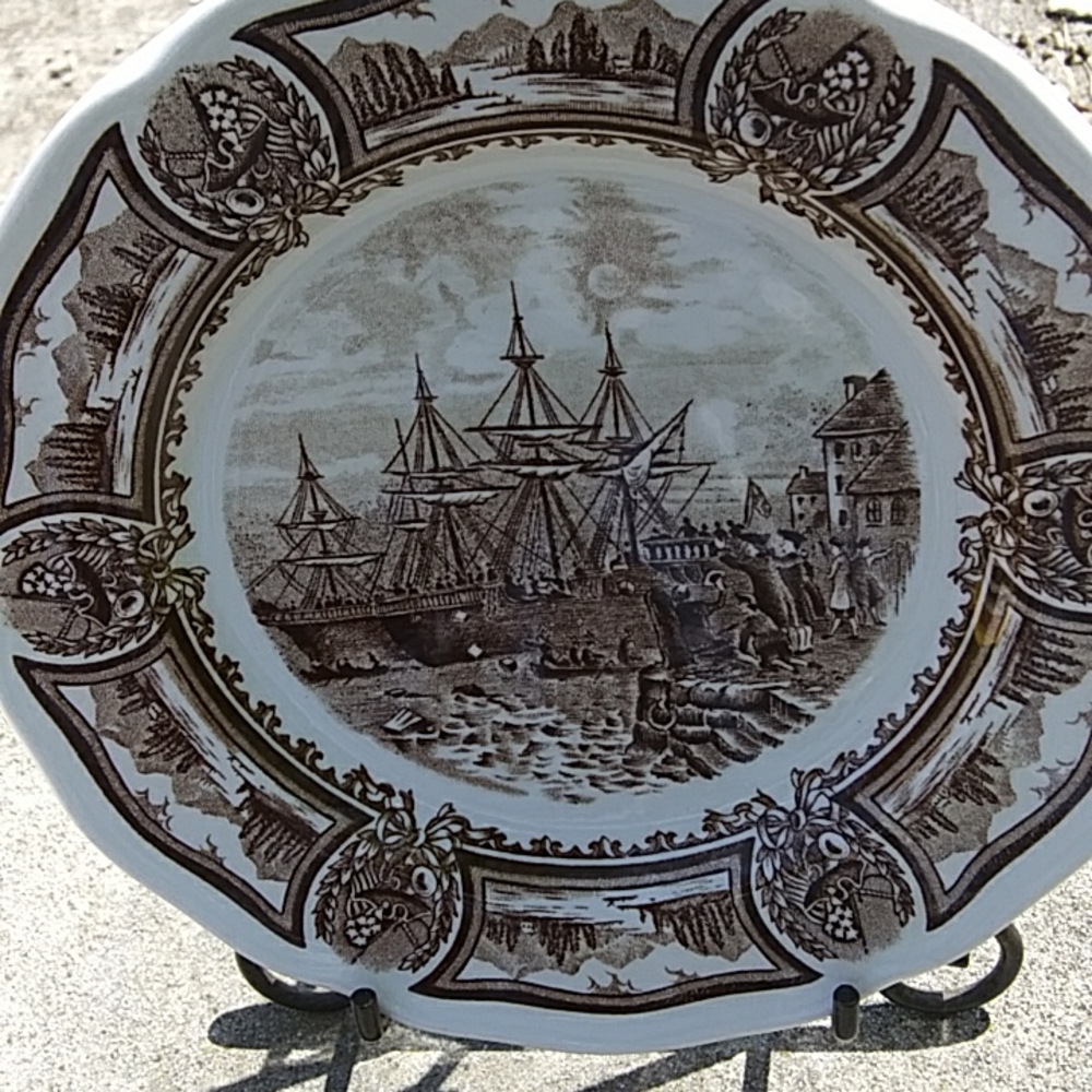 AMERICANA style house J&G Meakin Saucer